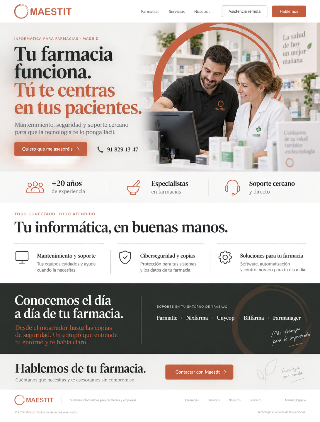 Técnico de Maestit atendiendo a una farmacéutica